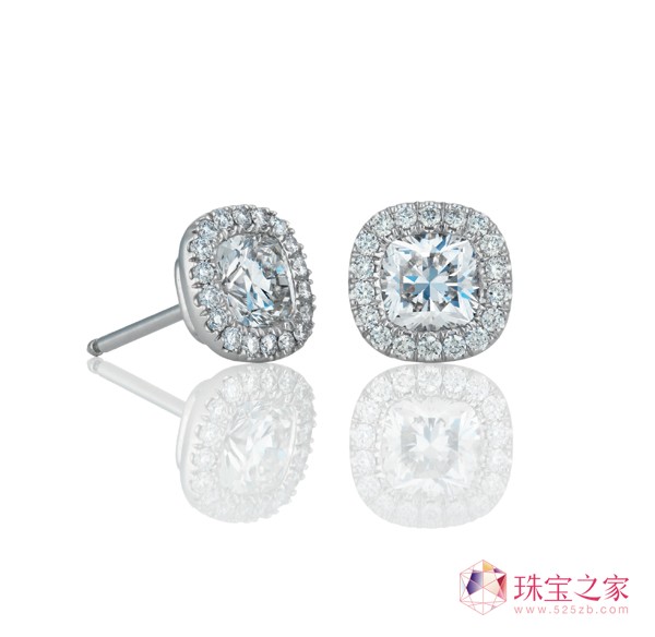 @ʯ錚еġӰ󎟡(Jeweller of Light)Ƞ˹@ʯ錚(De Beers Diamond Jewellers)yAš·feµAO(sh)ӋAȫAuraϵУAuraϵеĻʽиɫ@ʯ,ԏጌŮȻăAĽ֮顣