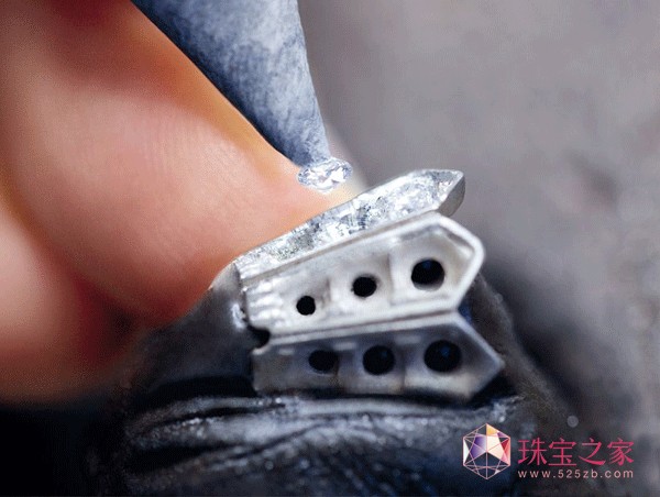 大牌揭秘 寶格麗 2012SERPENTI蛇系列高級珠寶