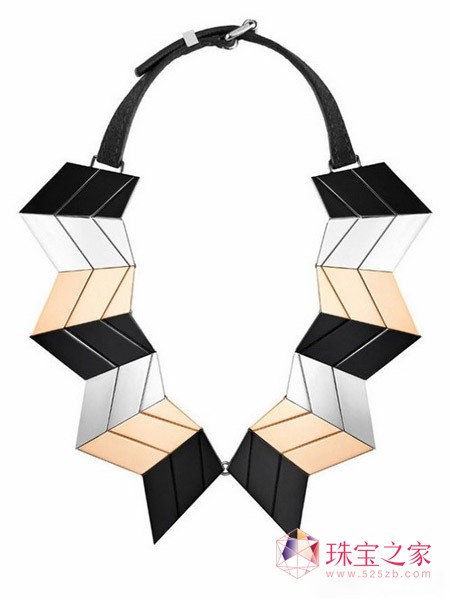現(xiàn)代優(yōu)雅:LV2013秋冬珠寶廣告大片