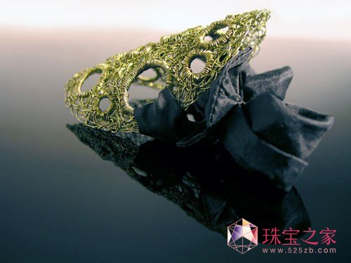 亂中有序 自然形態(tài)紋理珠寶設(shè)計(jì)欣賞