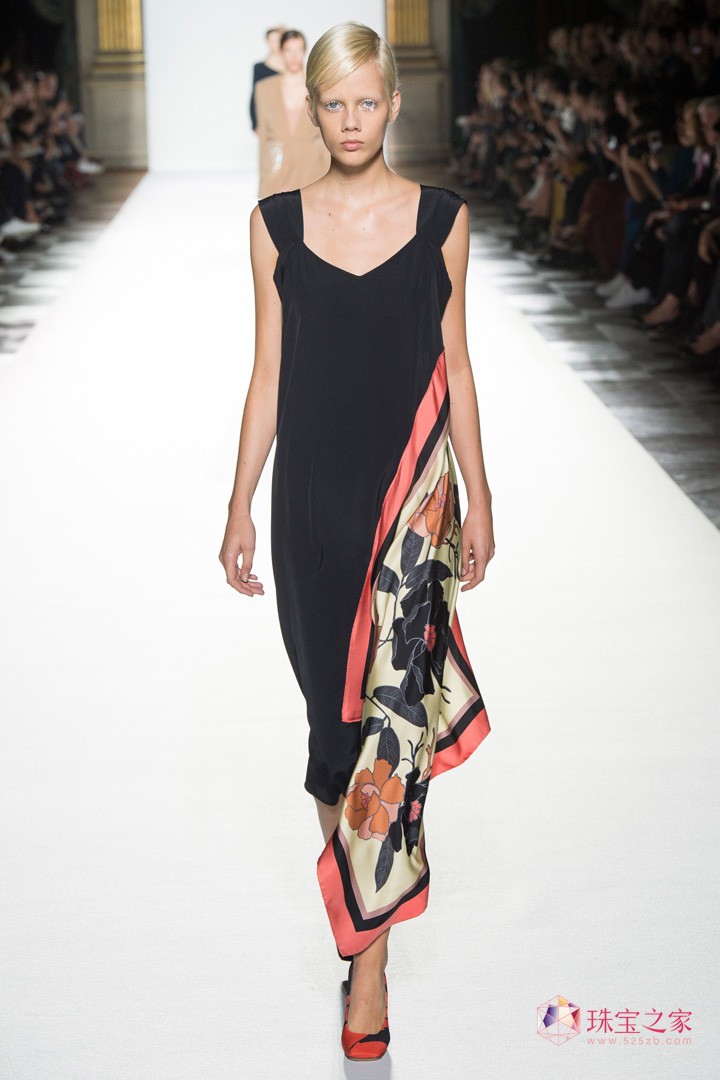rֲʧˇg(sh)ϢDries Van Noten 2018ϵЕrb